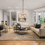 Elegant Historic - Stunning Views *