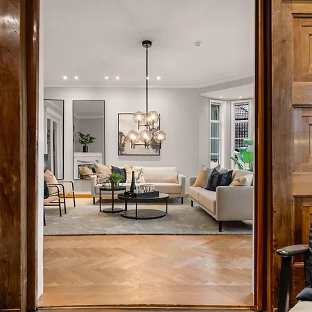 Вілла Elegant Historic - Stunning Views Берген