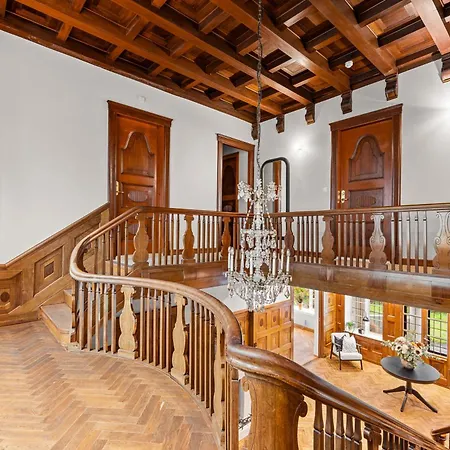 Вілла Elegant Historic - Stunning Views Берген