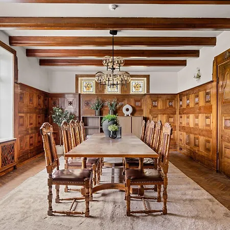Elegant Historic - Stunning Views Вилла