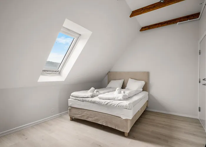 Elegant Historic - Stunning Views * Μπέργκεν